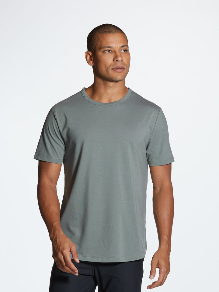 Universal Crew Curve-Hem - Sage
