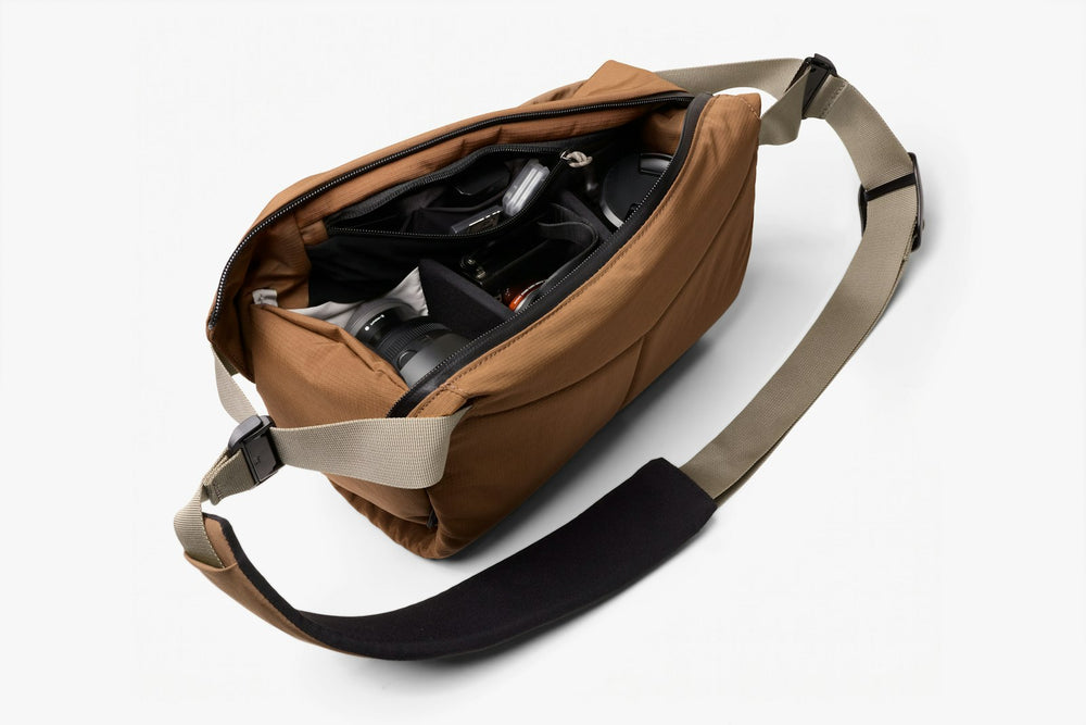 Bellroy Venture Camera Sling 10L – Chestnut – open or alternate view