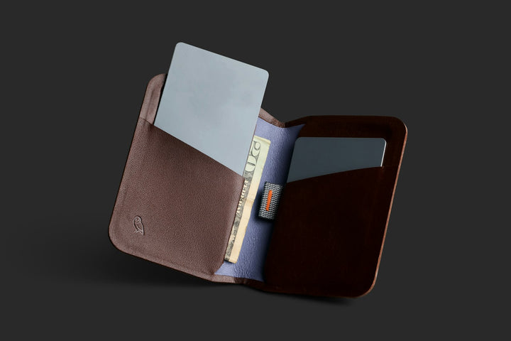 Bellroy Apex Slim Sleeve – Espresso – storage detail