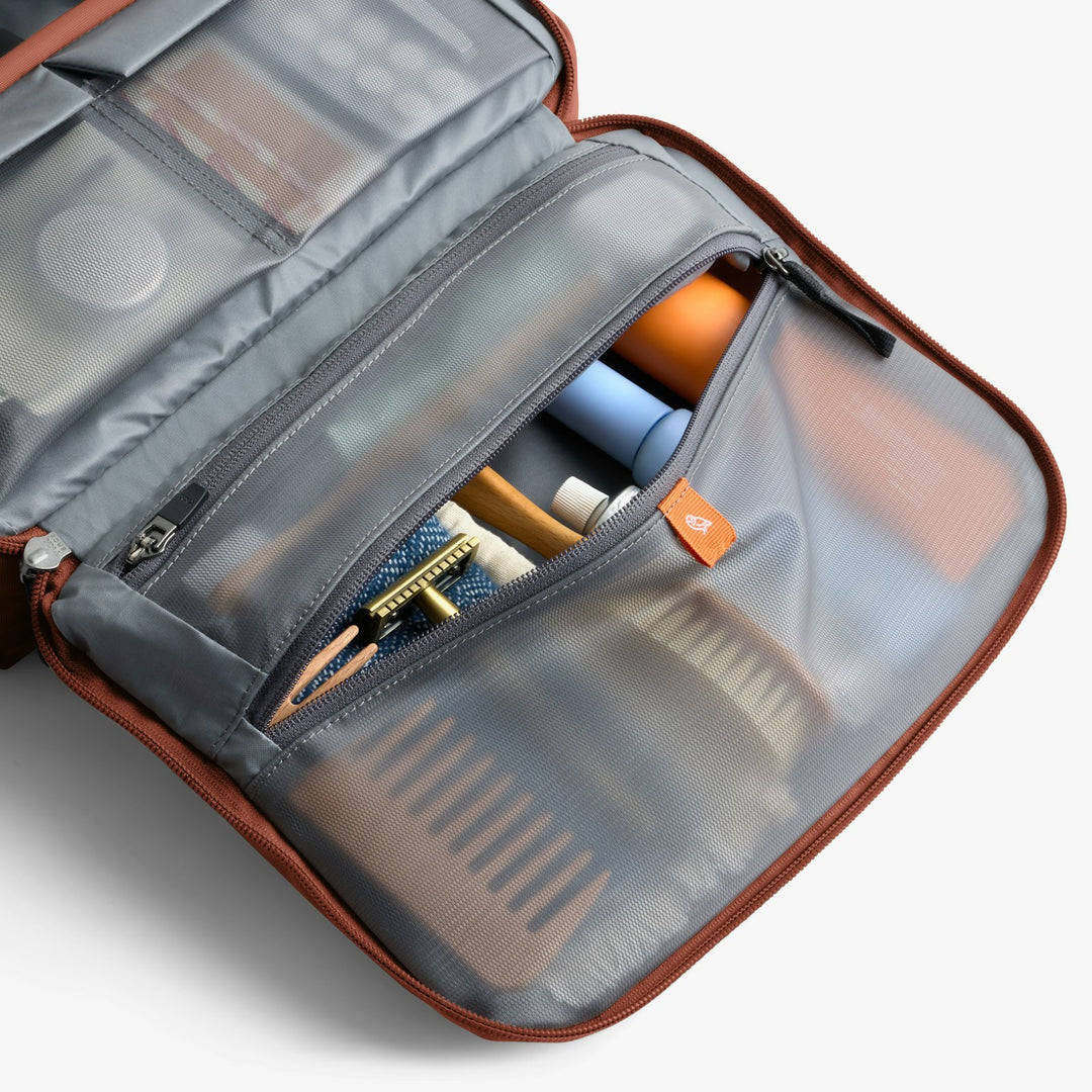 Bellroy Hanging Toiletry Kit Plus – Clay – interior detail