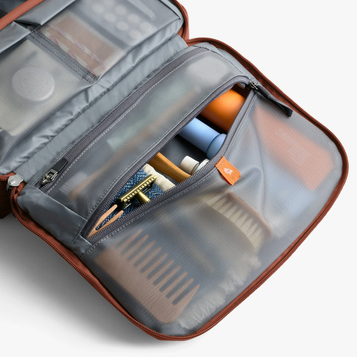 Bellroy Hanging Toiletry Kit Plus – Clay – interior detail