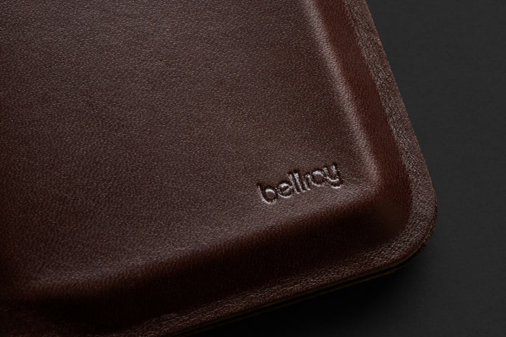 Bellroy Apex Slim Sleeve – Espresso – feature detail
