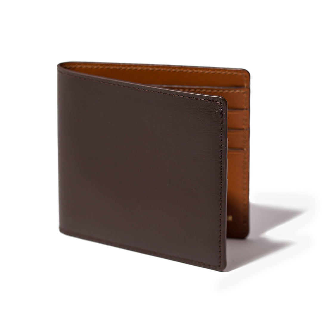 The Minimalist Bifold Wallet in Brown