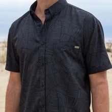 Throwing Shade - Kunuflex Short Sleeve